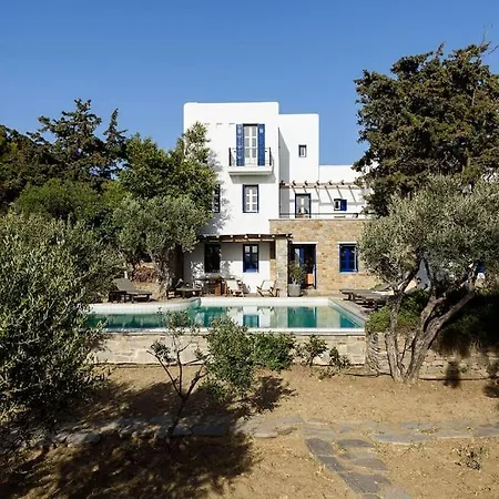 Padma, Paros Angairiá