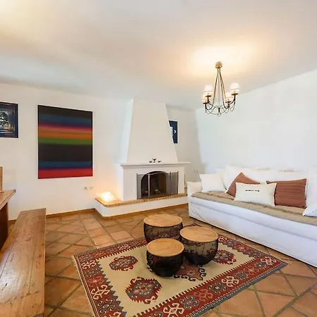 Padma, Paros * Αγκαιριά
